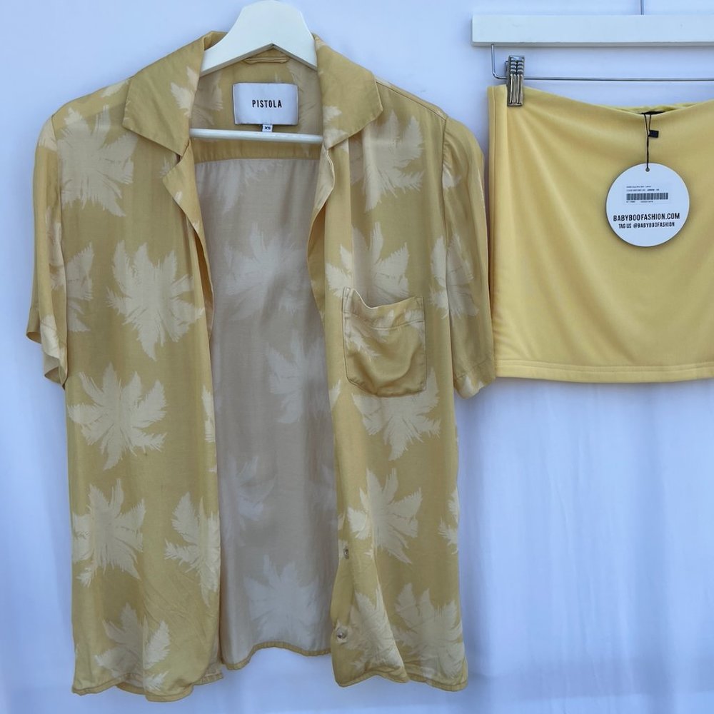 PISTOLA Yellow Button Down Short Sleeve Top w/ slight metallic finish - XS